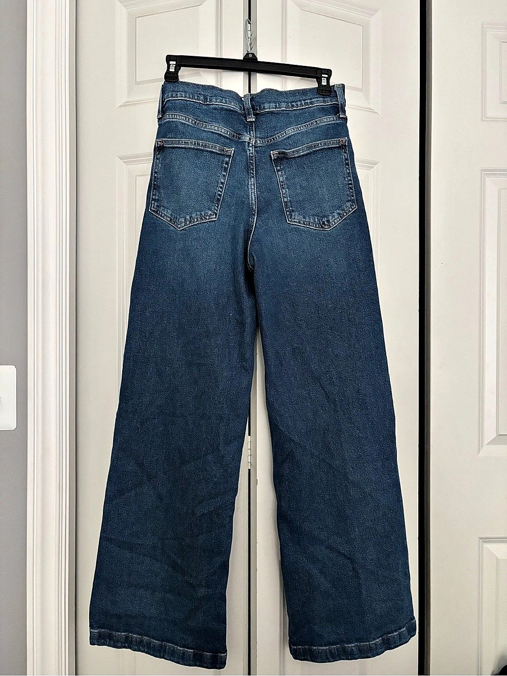 GAP High Rise Stride Jeans - Picture 2 of 3